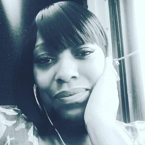 Meet your Posher, Shakeia